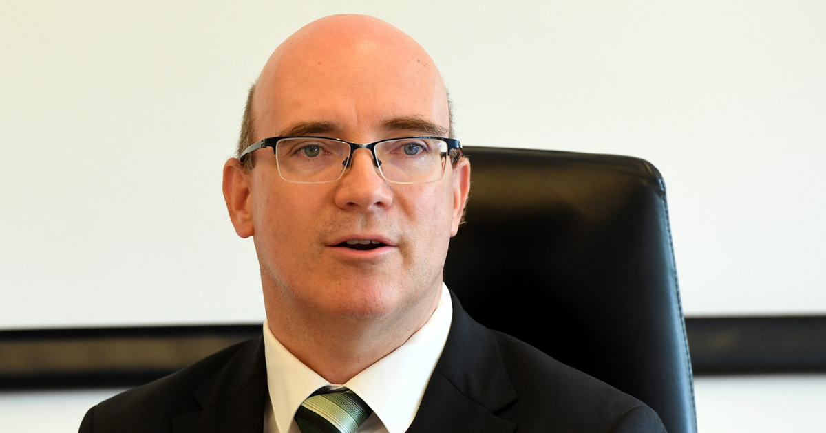 „Lassan akarlak megd*gni, lámpafénynél” – az Országos Diáktanács TikTok-videójában tűnt fel Maruzsa Zoltán államtitkár