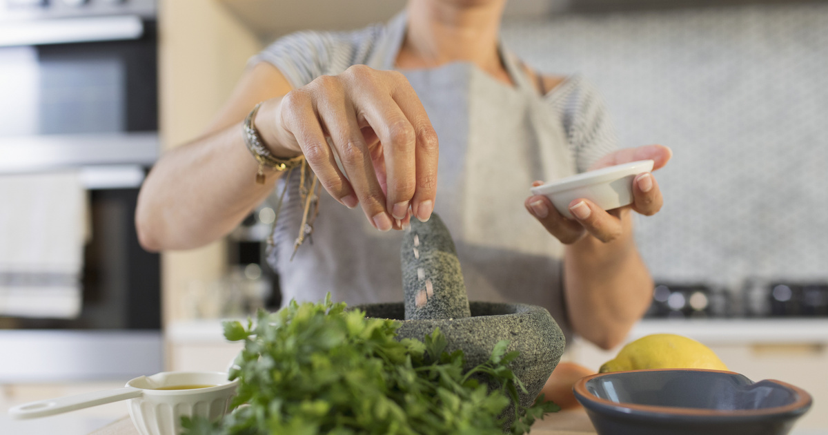 Semmiképp se egyél ilyen ételt 50 felett: hazavágja a csontjaidat