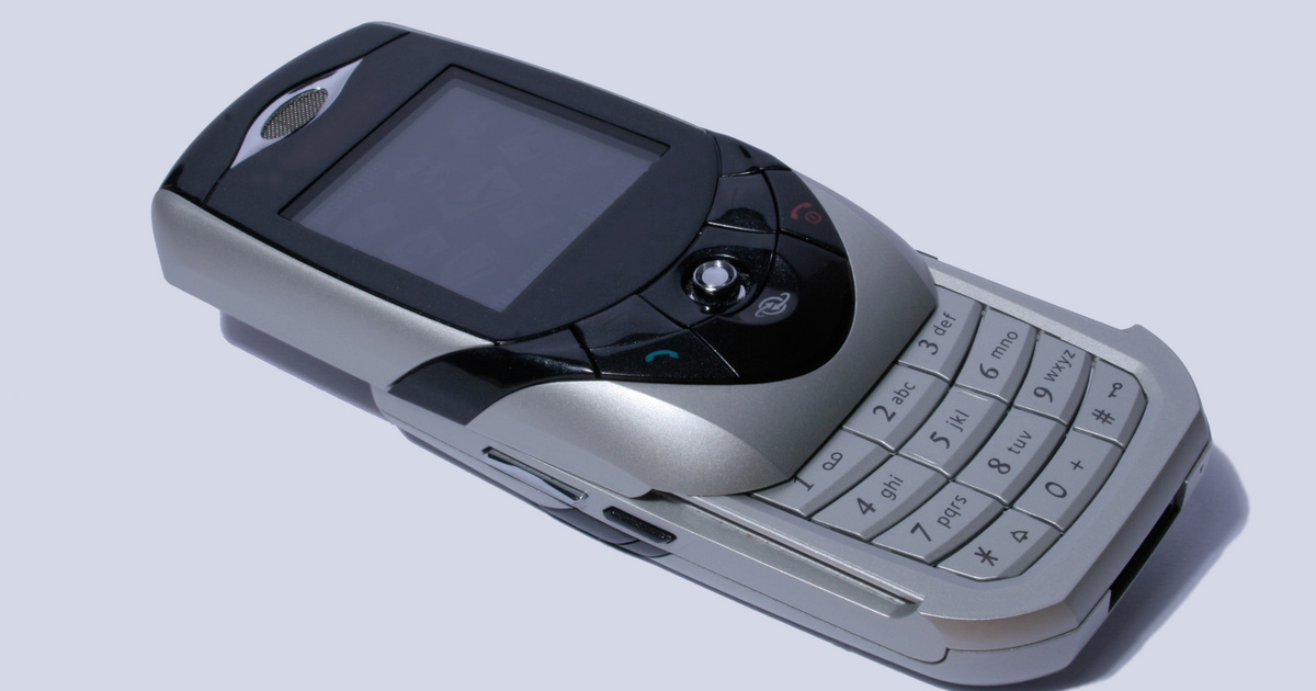 Erre a videóra szíven üt a nosztalgia: te emlékszel ezekre a mobiltelefonokra?