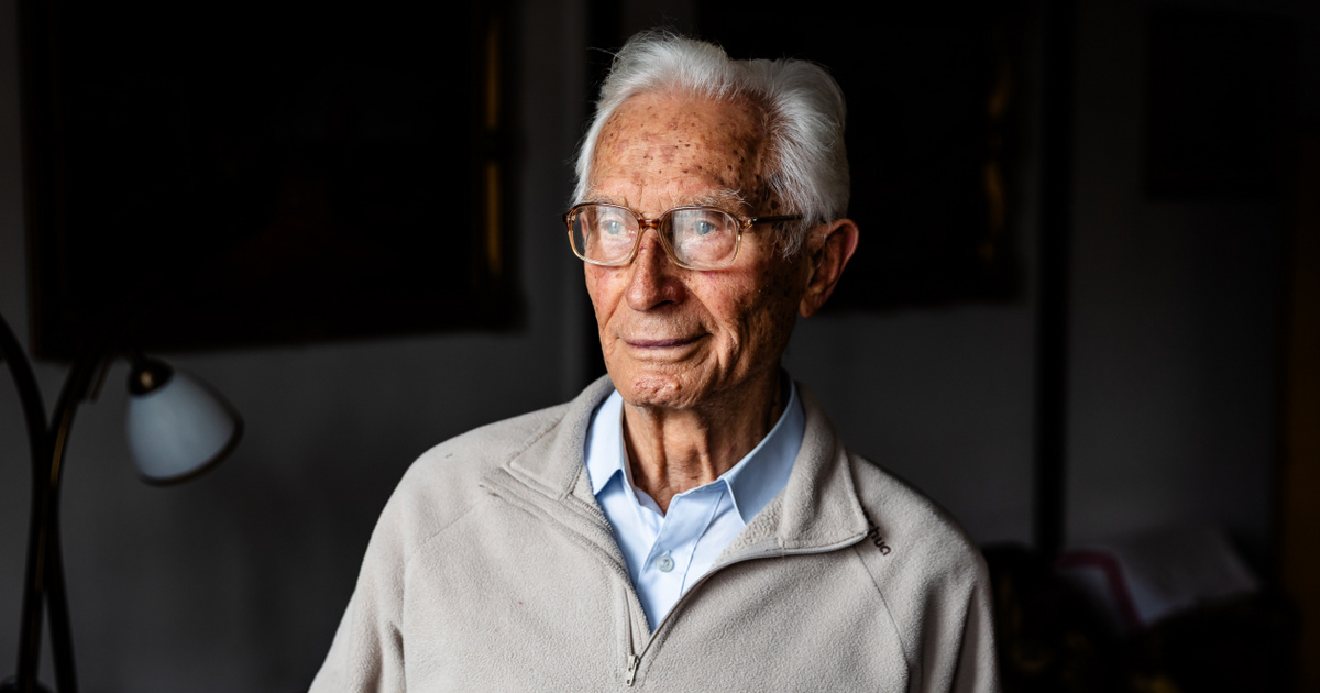 A vörös borra és a munkára esküszik a 98 éves sztármatematikus – Obádovics J. Gyulánál jártunk