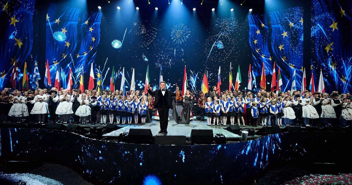 Mága Zoltán újévi koncertjén nem csak a hegedű szól, gyermekeknek épít otthont