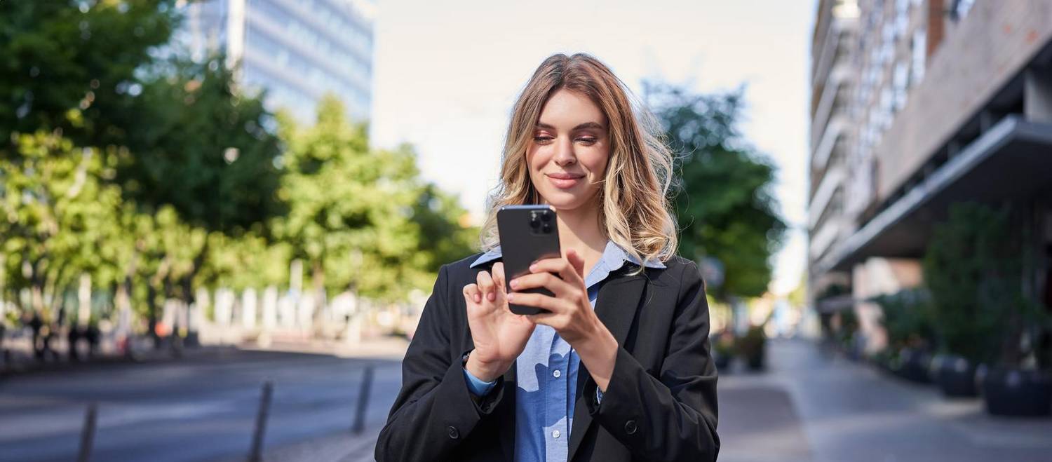 A szakértő figyelmezteti az okostelefon-használókat – ezt a 3 beállítást azonnal ki kellene kapcsolni