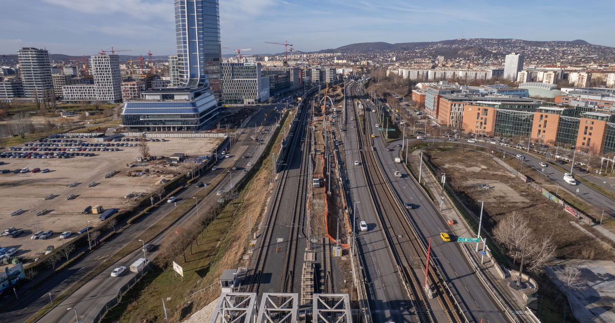 Jól pöfékelnek az ünnepek Budapesten, folytatódhat a Déli Körvasút kivitelezése