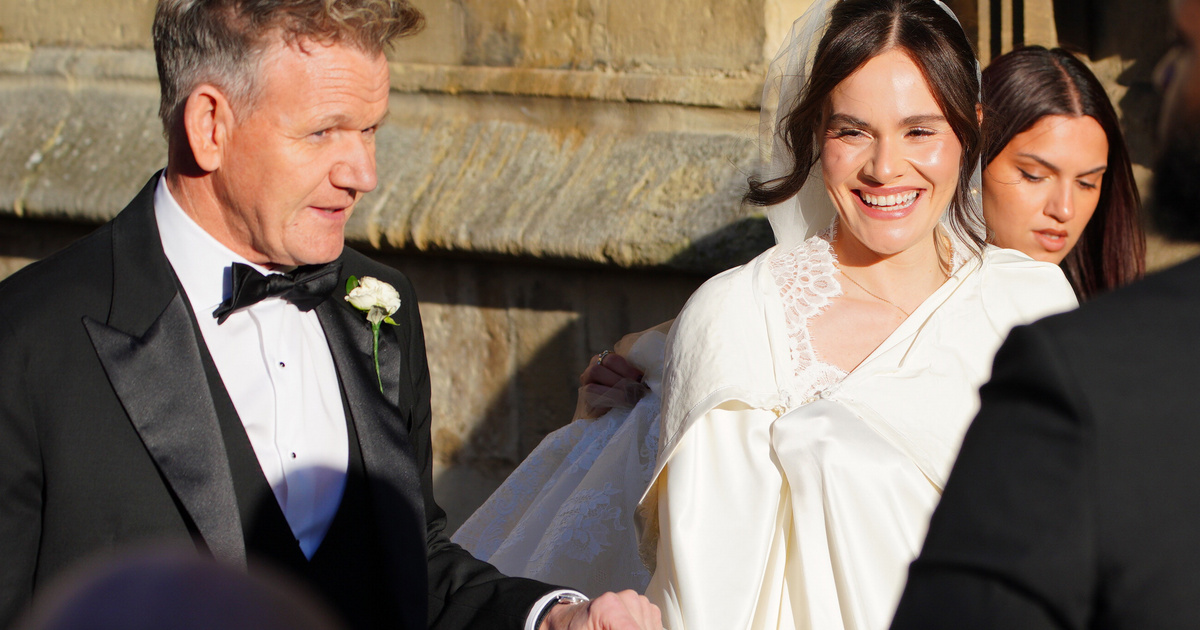 Gordon Ramsay 25 éves lánya férjhez ment: Holly így ragyogott az esküvőjén