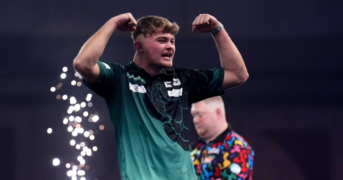 Mindkét újonc továbbjutott a vb-n, búcsúzott a hazaiak közönségkedvence