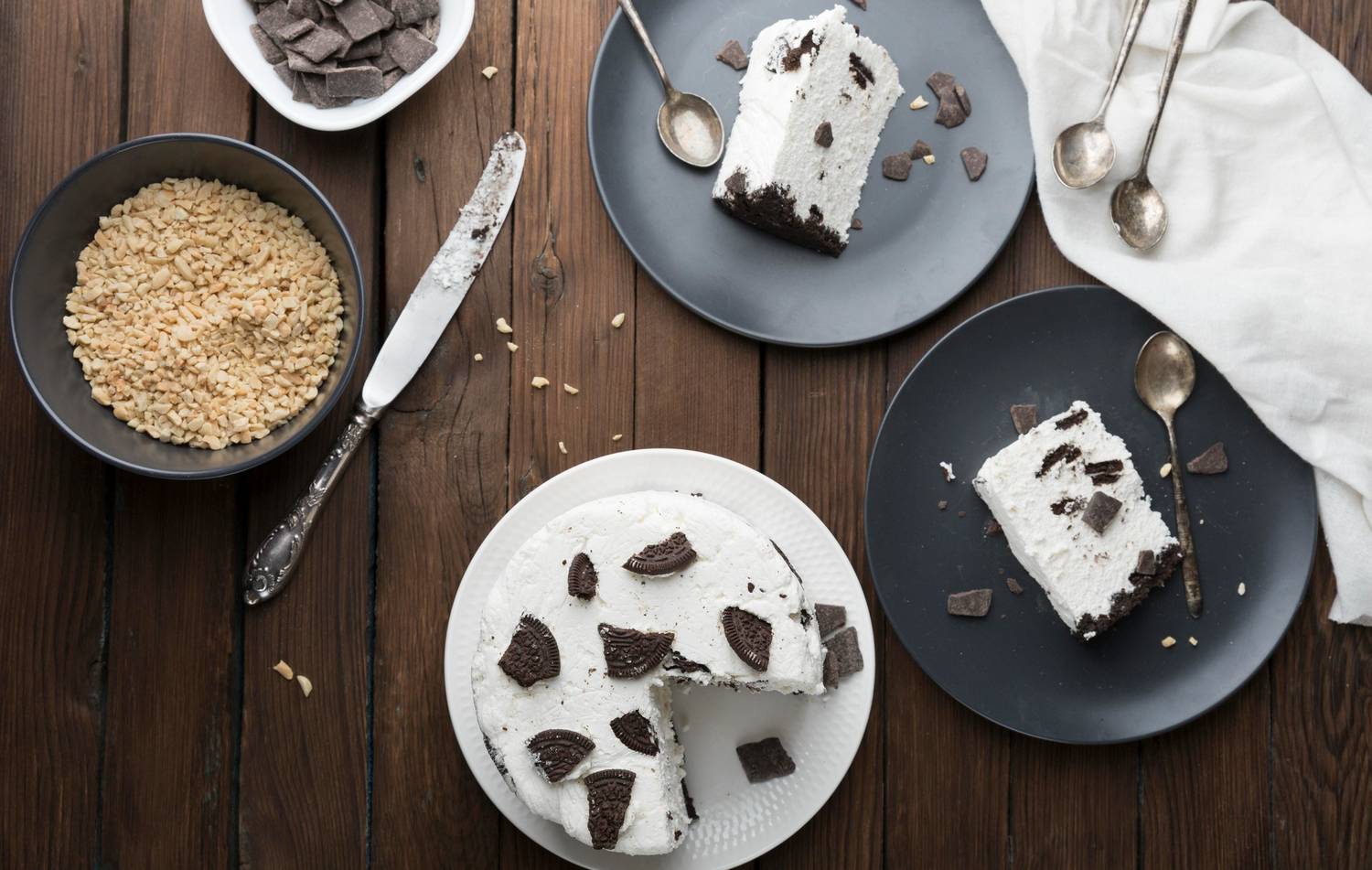 Ez a sütés nélküli Oreo pite mindenkit lenyűgöz – szilveszterre is tökéletes