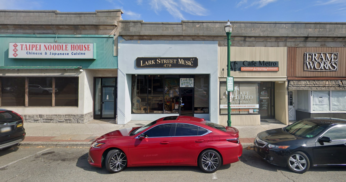 „Bocsi, részeg voltam” – írta a tolvaj, és visszavitte az ellopott hangszereket