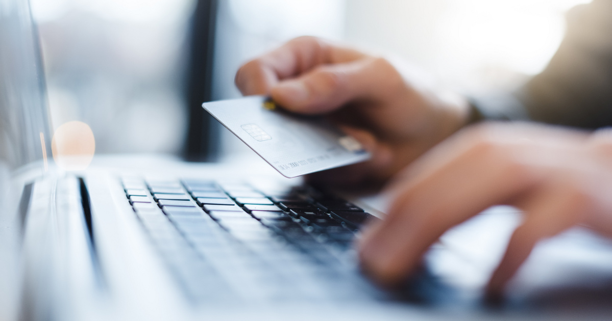 Országos leállások jönnek az egyik legnagyobb hazai banknál: a bankkártyás fizetés sem fog működni