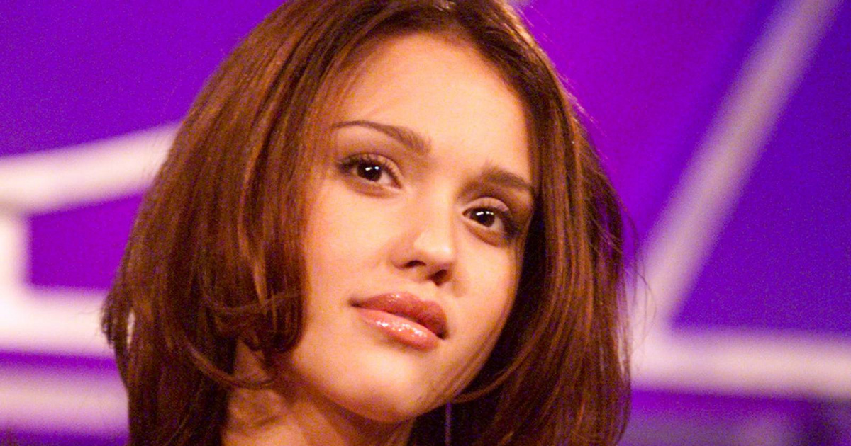 A 2000-es évek szexszimbólum bombanője volt: 44 évesen ilyen bikiniben Jessica Alba