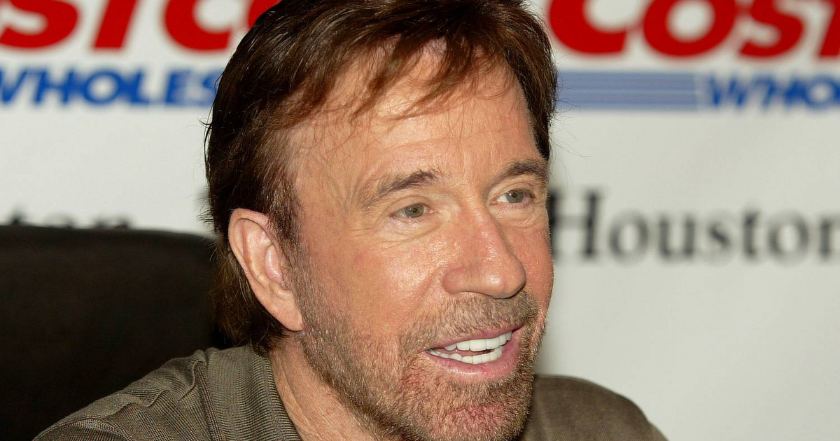 Chuck Norris 23 évvel fiatalabb feleségével: Gena nagyon szép nő