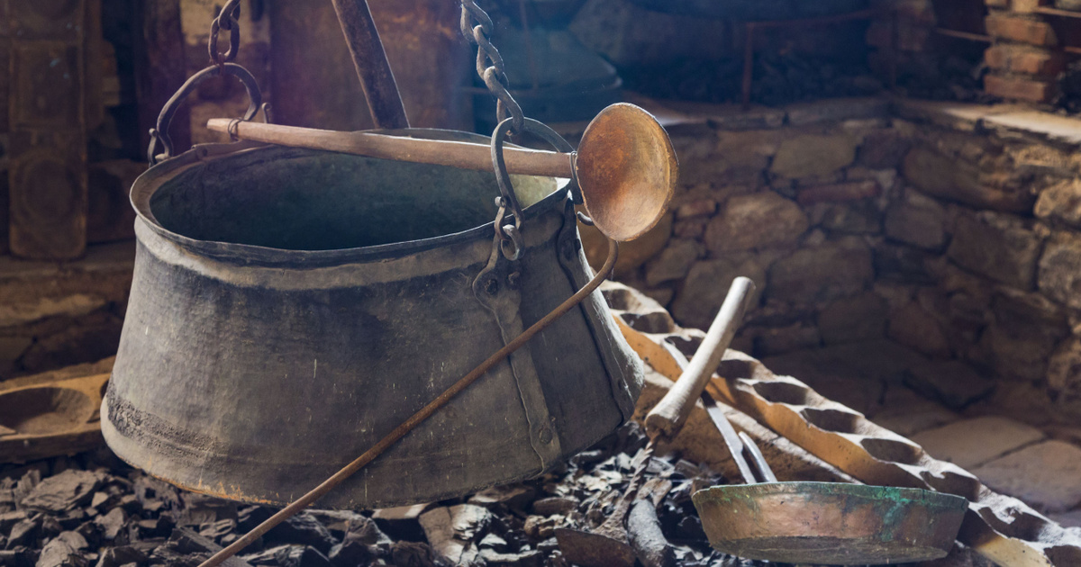 Ancient Cities: Daily Beer Consumption & Straws in Early Civilization Ancient Cities: Daily Beer Consumption & Straws in Early Civilization