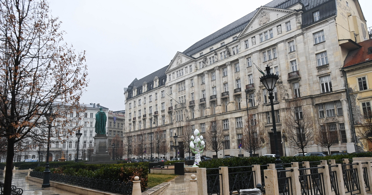 Hárommilliárd euró új hitelt vett fel Magyarország