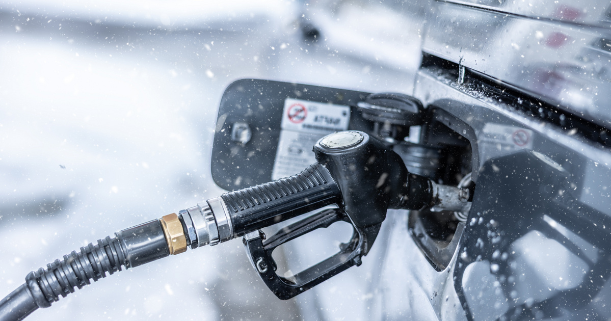 Pénteken így alakul a benzin ára: a gázolajról is megszólaltak a szakértők