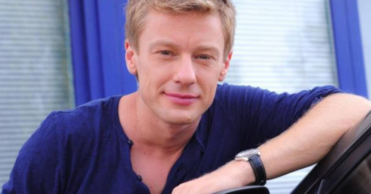 Hiába volt sármos magyar tévésztár, teljesen lenullázódott pénzügyileg: így él 46 évesen Száraz Dénes