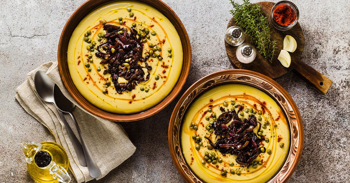 Csodás görög sárgaborsópüré: mártogatósnak vagy kenyérre kenve kínálhatod