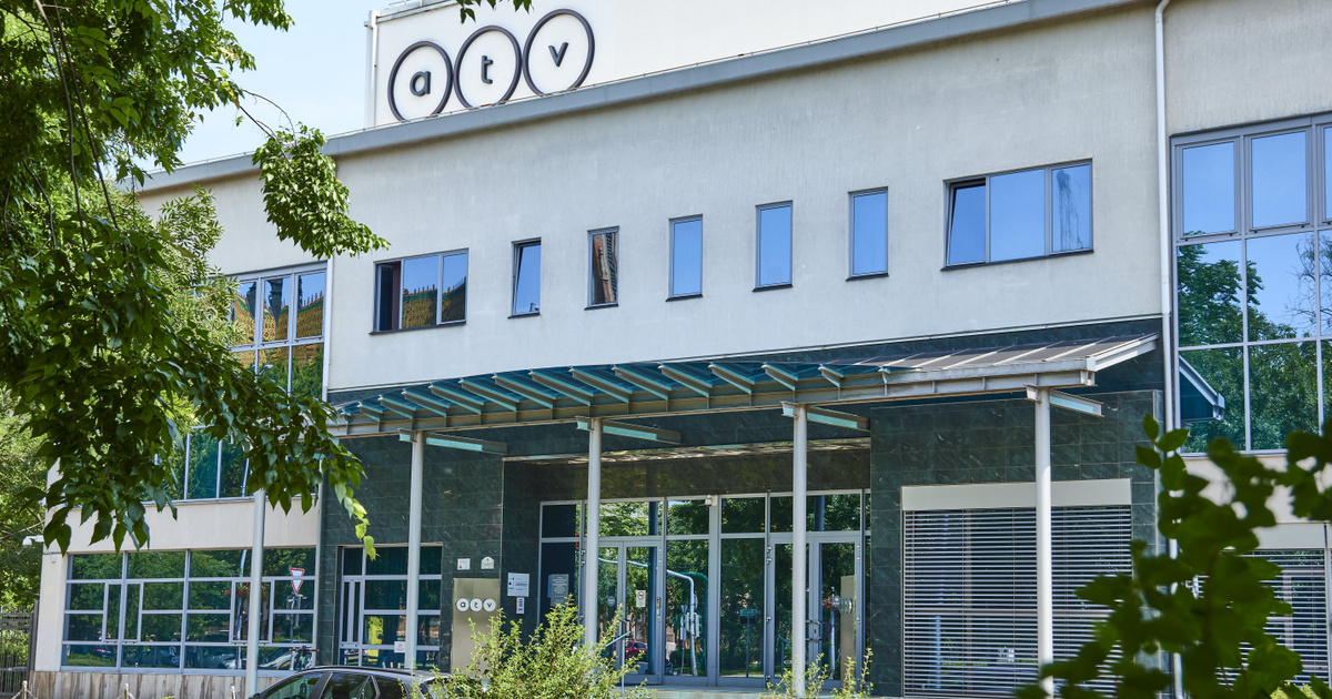 Index – Belföld – Egri Viktor reagált az elbocsátására, szerinte az ATV indoka csak ürügy