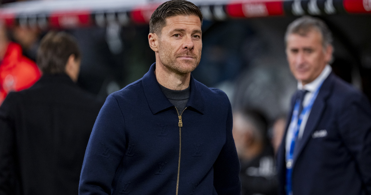 Kirúgták Xabi Alonsót, Arbeloa a Real Madrid ideiglenes edzője