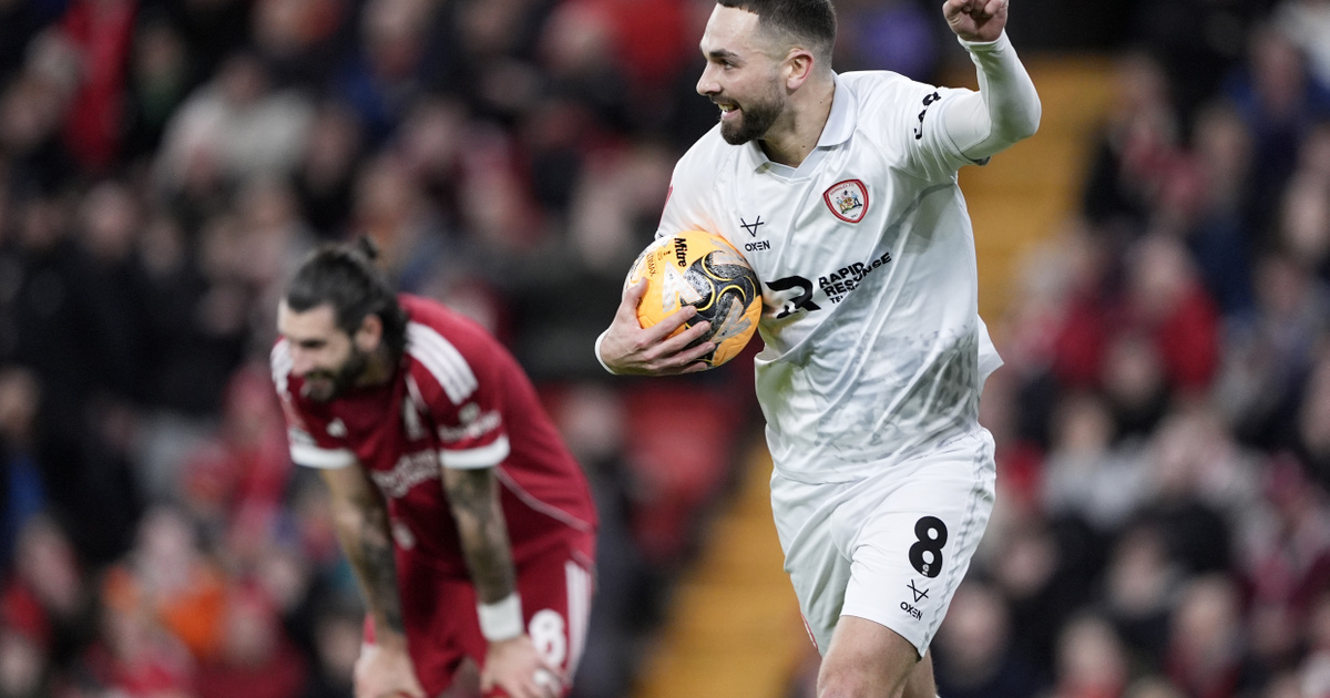 Szoboszlai remekbe szabott góljával szerzett vezetést a Liverpool az FA-kupában