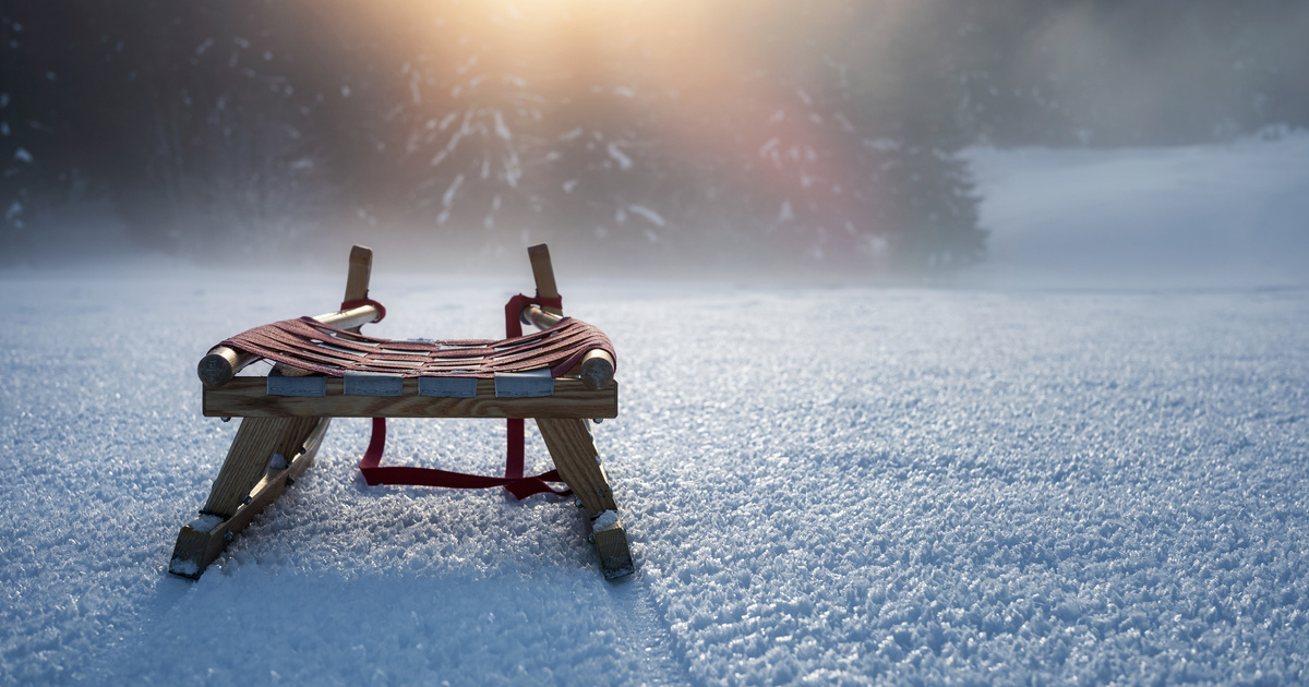 A kisfiú 2 csigolyája törött el a szánkóbalesetben – A Bethesda Gyermekkórház erre figyelmeztet