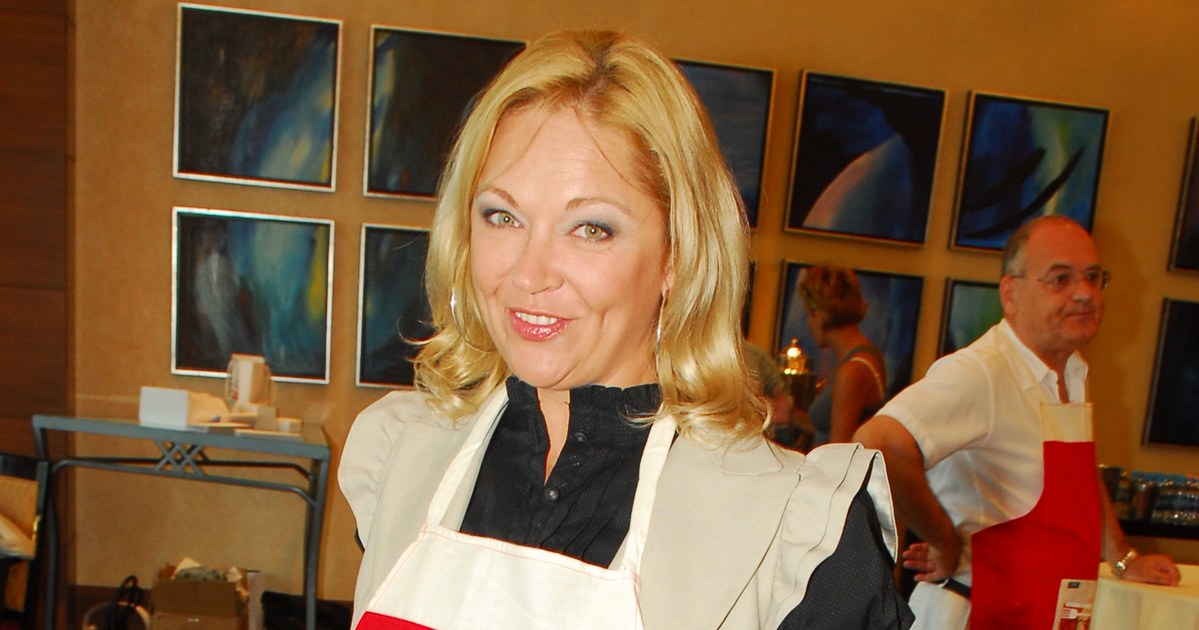 Ma 60 éves a Barátok közt Berényi Zsuzsája: szuperszexi fotókon pózol a fogyása után