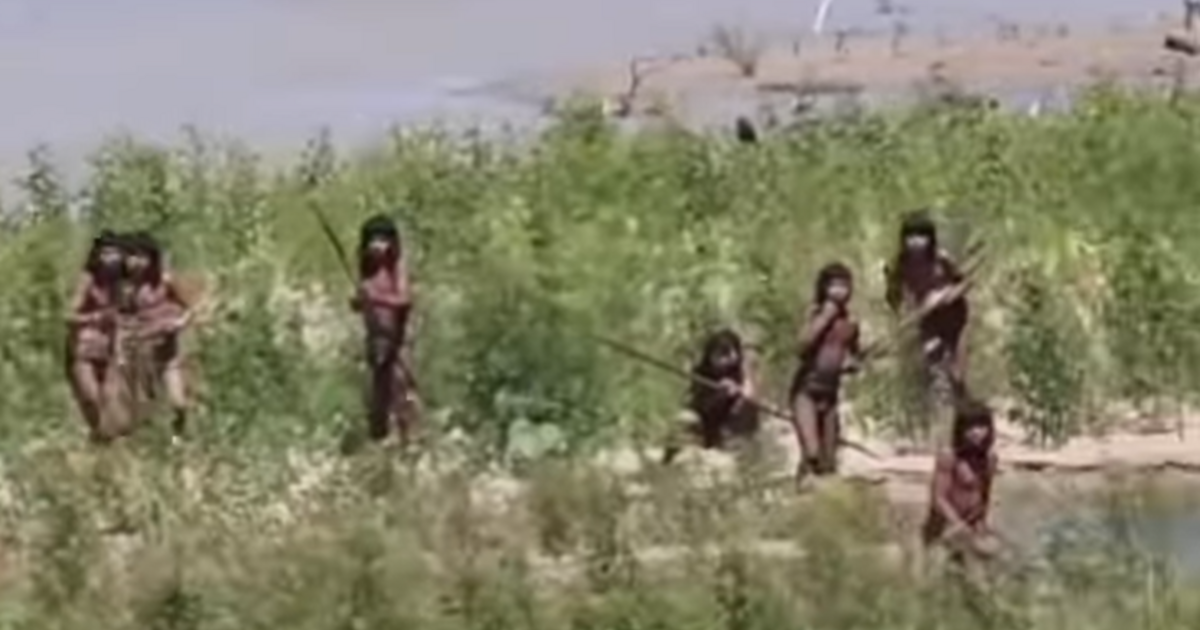 Lenyűgöző harmadik típusú találkozás egy eddig ismeretlen amazonasi törzzsel – videó