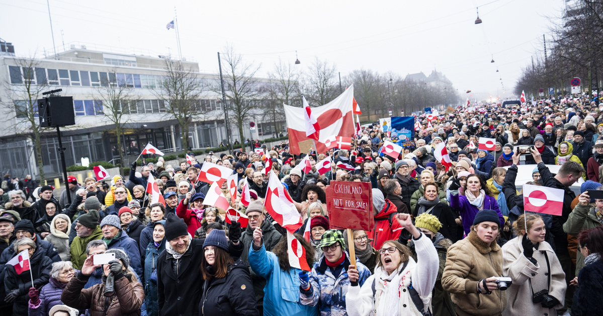„Grönland nem eladó!” – több ezren tüntetnek Dániában Donald Trump terve miatt