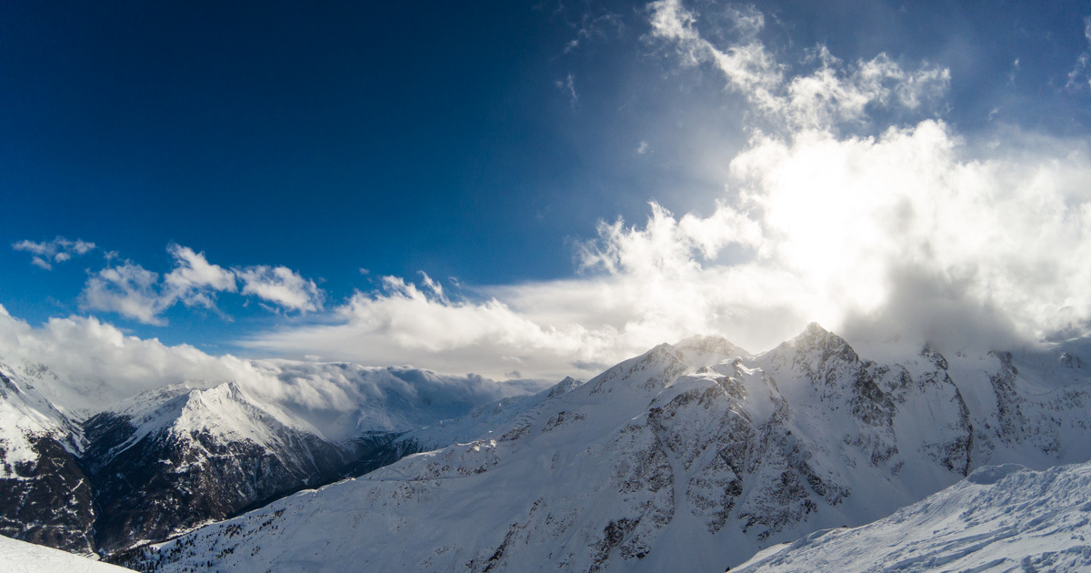 Már nyolc halálos áldozata van az osztrák Alpok lavináinak