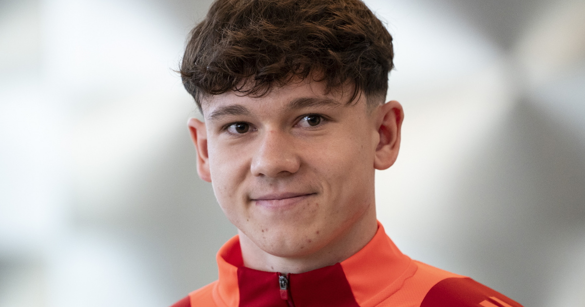 Futótűzként terjed a hír: az FTC-t elhagyó Tóth Alex megérkezett Angliába