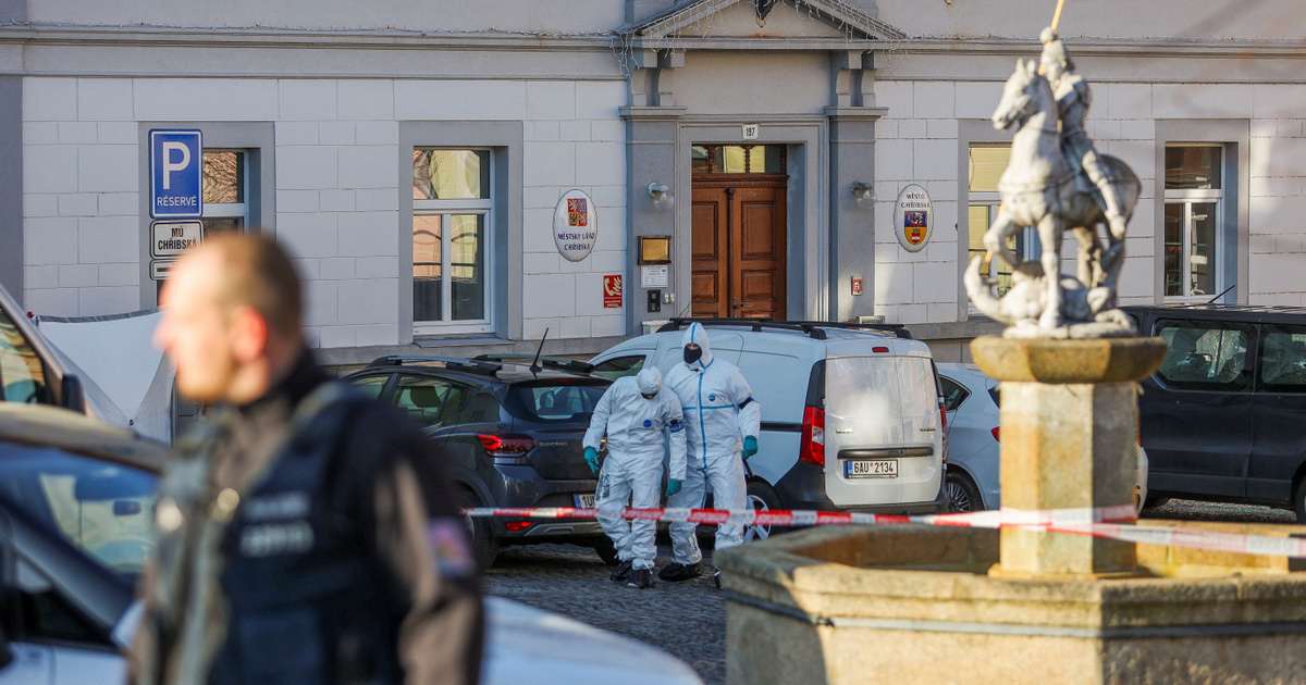 Halálos lövöldözés volt Csehországban, két ember meghalt, hatan megsebesültek
