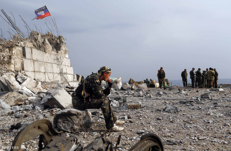 Oroszbarát fegyveresek a Savur-Mohlya hegy közelében, Donyecktől keletre, 2014. augusztus 28-án.