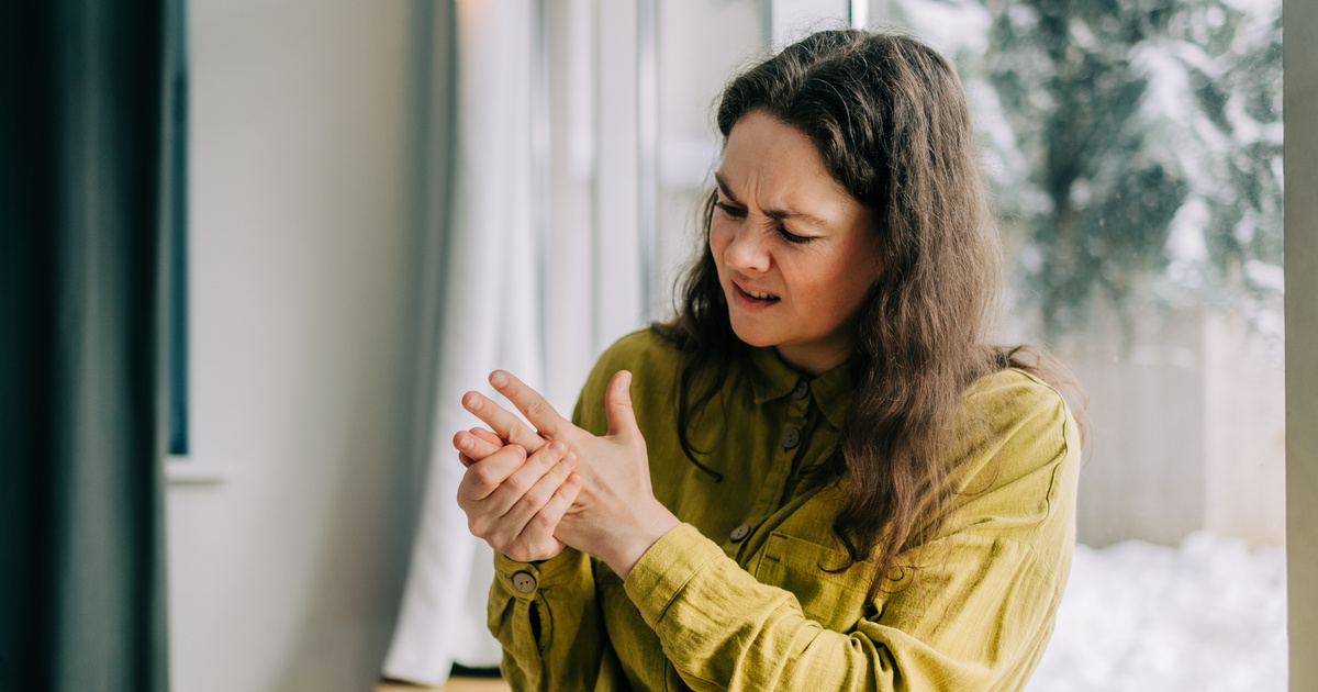 Ízületi fájdalmaid vannak az extrém hidegben? Így védekezhetsz ellene