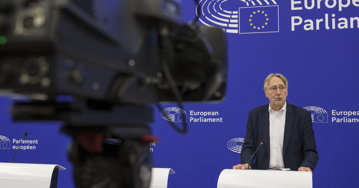 Az Európai Parlament Donald Trump miatt befagyasztja a Egyesült Államokkal kötött kereskedelmi megállapodást