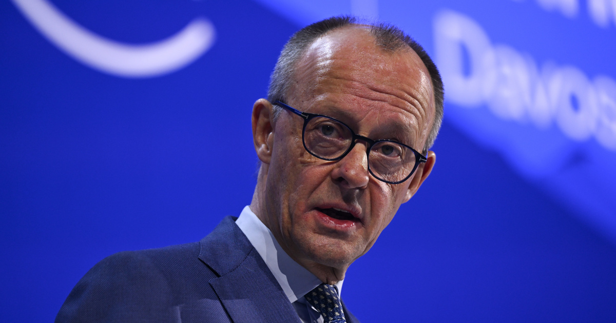 Őrizetbe vettek három klímaaktivistát, akik meg akarták rongálni a német kancellár magángépét