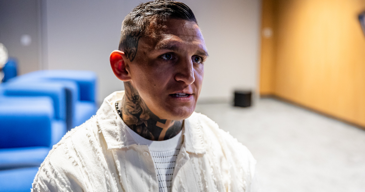 „Féléves üzenetekkel próbálja menteni a p*csáját ez a sz*rházi” − megszólalt Boráros Gábor a kiszivárgott üzenetekről