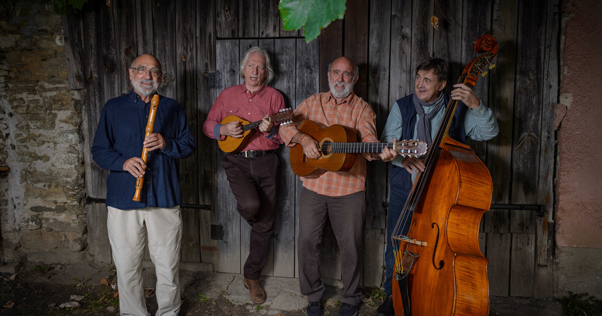 Rangos kitüntetést kapott a Kaláka együttes