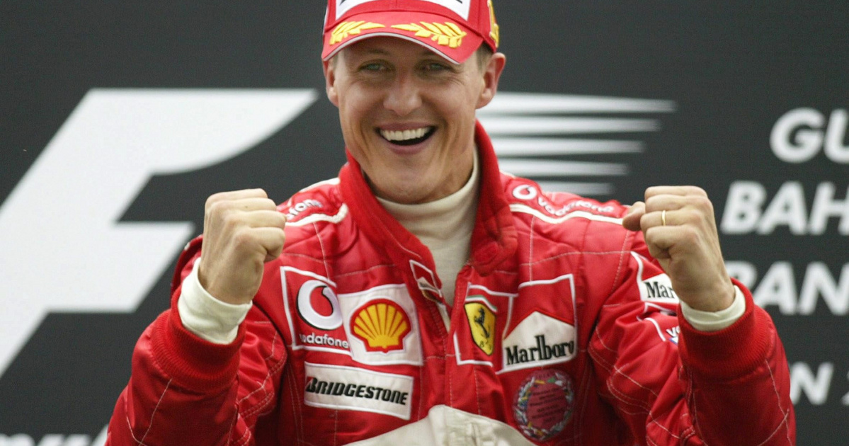 Kiderült, Michael Schumacher már nem fekvőbeteg: jó hírek érkeztek a Forma-1 57 éves legendájáról
