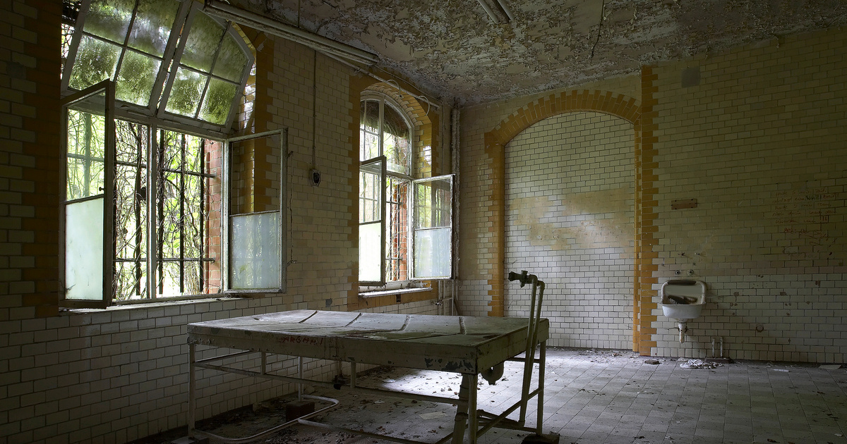 Így néz ki ma egy bezárt pszichiátria boncterme: horrorfilmbe illő