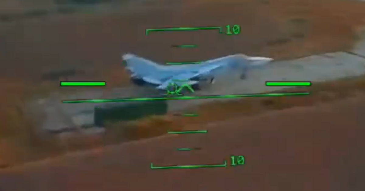 Ukrán drónok megsemmisítették Vlagyimir Putyin katonai repülőgépeit