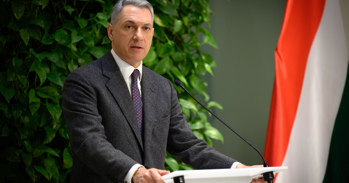 Lázár Jánosnak 19 pótlapra volt szüksége vagyonnyilatkozatához, hogy minden ingatlanát fel tudja sorolni