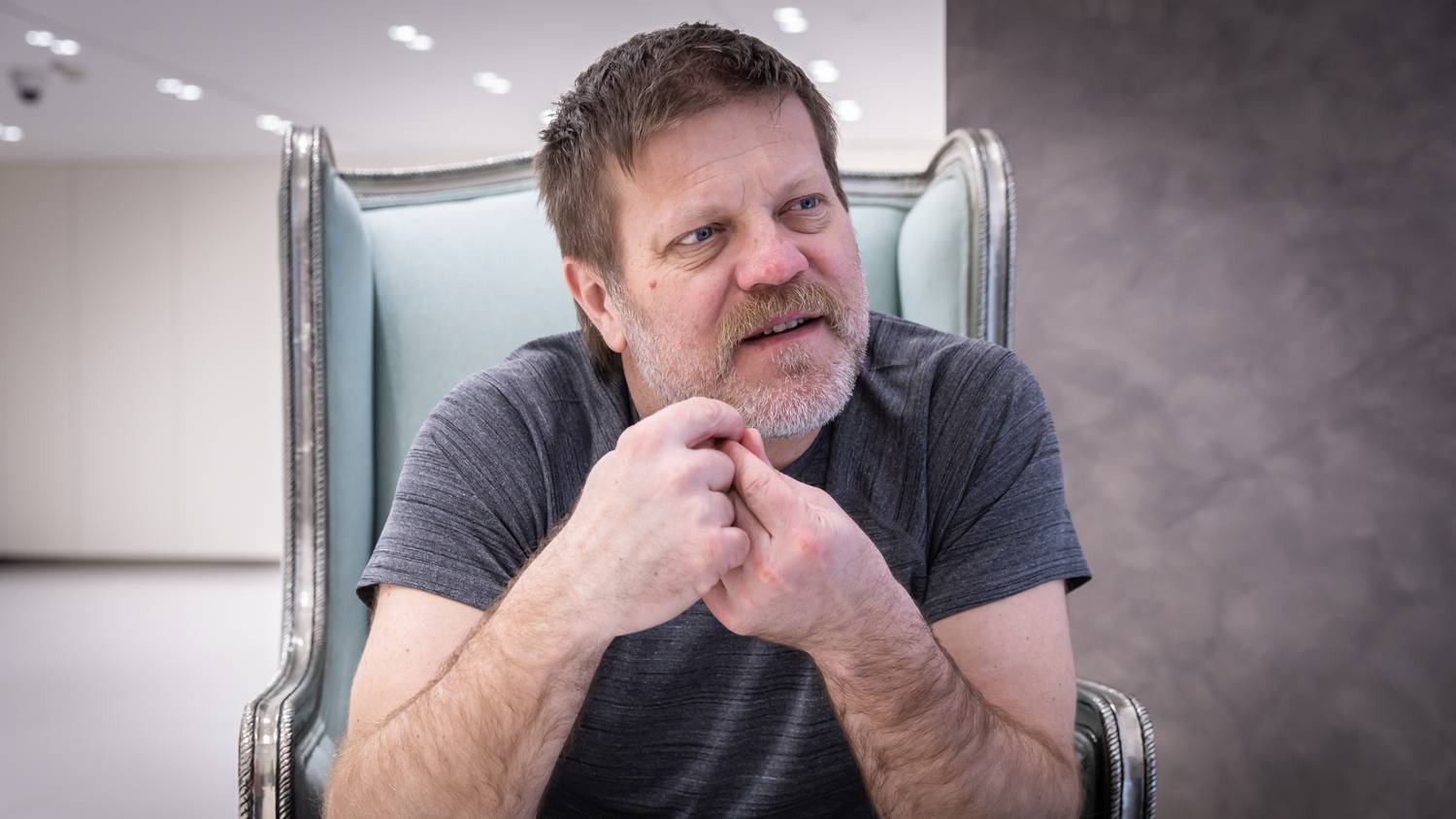 Szabó Győző kivételt tett: ritkán látott lányával posztolt közös képet