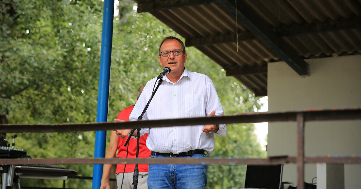 Letartóztatták a korrupcióval vádolt DK-s dunaújvárosi alpolgármestert, egy hónapig börtönben marad