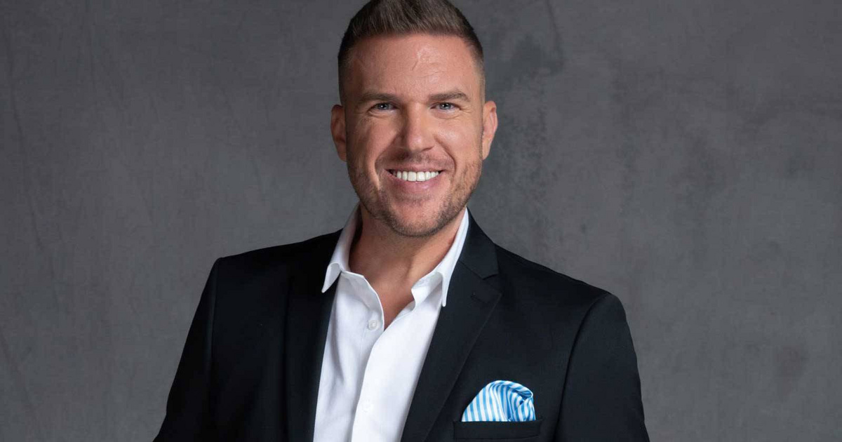 Kasza Tibi testvérét a Crystalból ismerte mindenki: 49 évesen ennyire sármos pasi lett