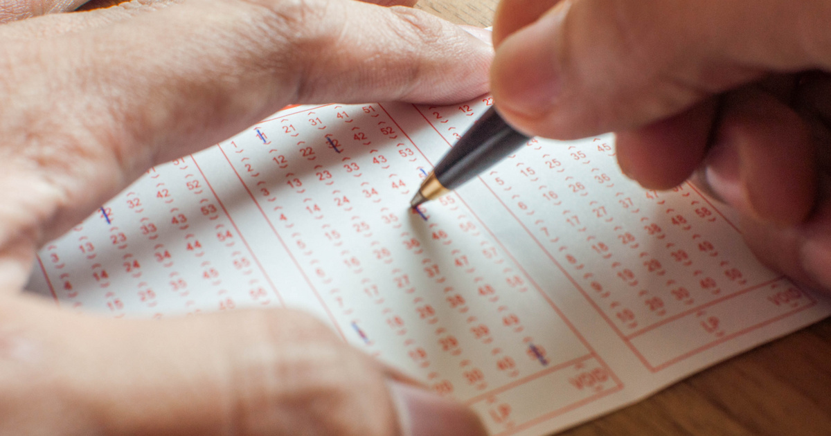 Most vegyél lottót, ha ebben a 2 csillagjegyekben születtél - Váratlan pénzt és szerencsét jósolnak a csillagok