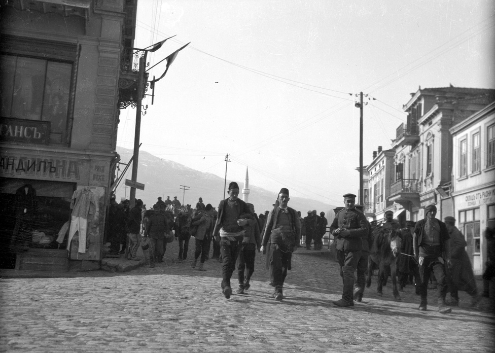 Szerbia, 1916, nincs más infó