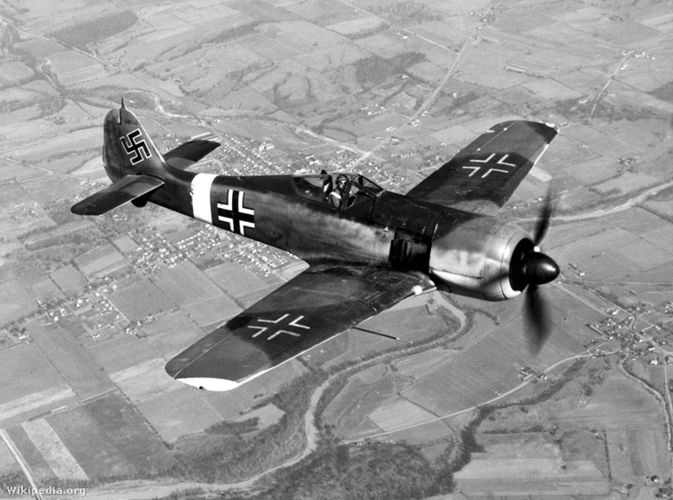 1024px-Focke-Wulf Fw 190 050602-F-1234P-005