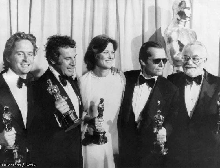 Michael Douglas, Milos Forman, Louise Fletcher és Jack Nicholson és Soul Zaentz a 43. Oscar díjátadón, 1975-ben.