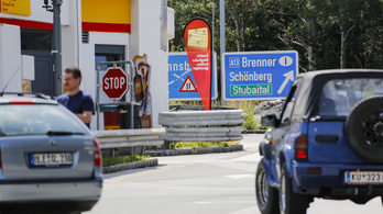 100 km/órára csökkentik a tempót két osztrák autópályán