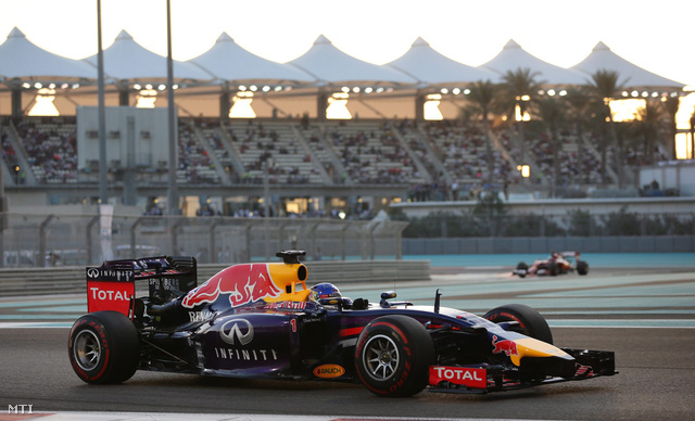 Vettel az Abu-dzabi időmérő edzésén