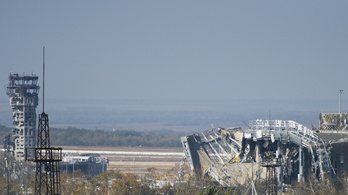 Donyeck repülőterét oroszok is támadták