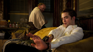 Robert Pattinson nőjét nagyon ellenzik a szülei